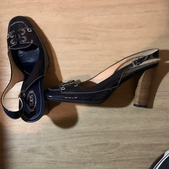 Tod's Navy Slingback Loafers with Metal Accents - Picture 4 of 4